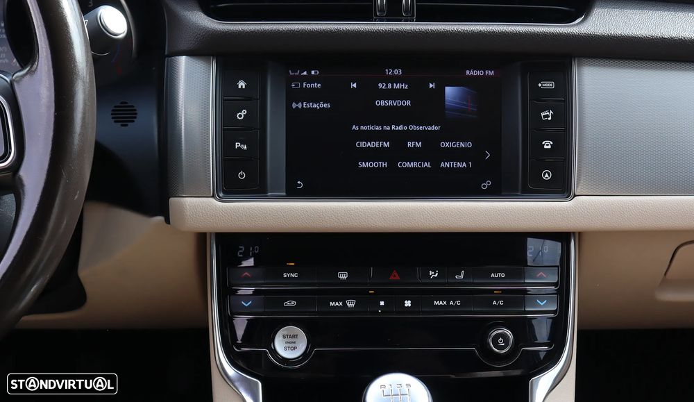 Jaguar XF E-Performance Prestige - 22