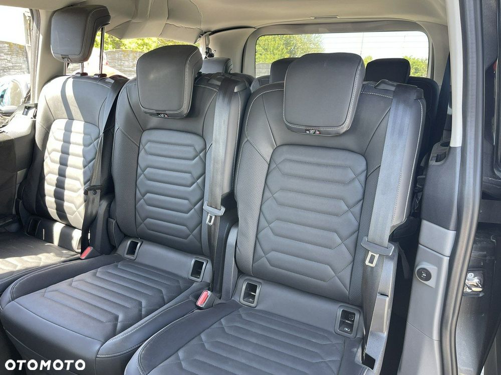 Ford Tourneo Custom L2H1 4x4 Autm TitaniumX - 16