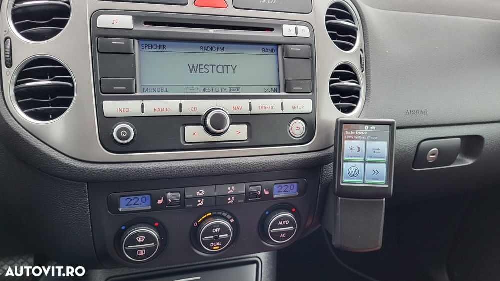 Volkswagen Tiguan - 9