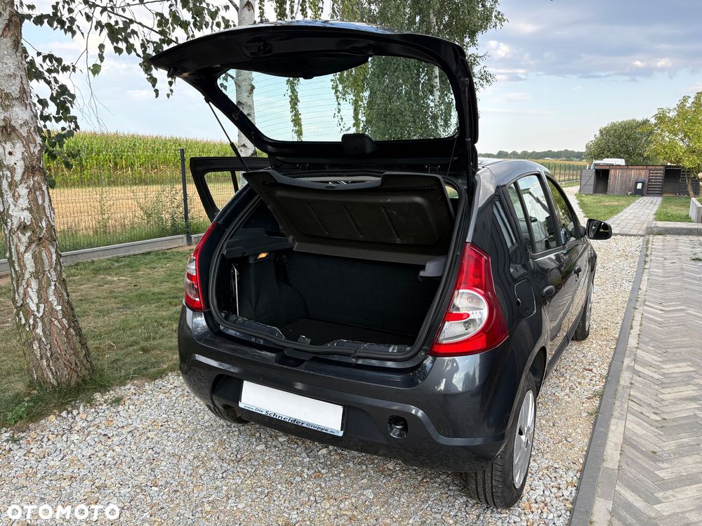 Dacia Sandero 1.2 16V - 11
