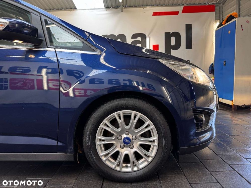 Ford Grand C-MAX - 17