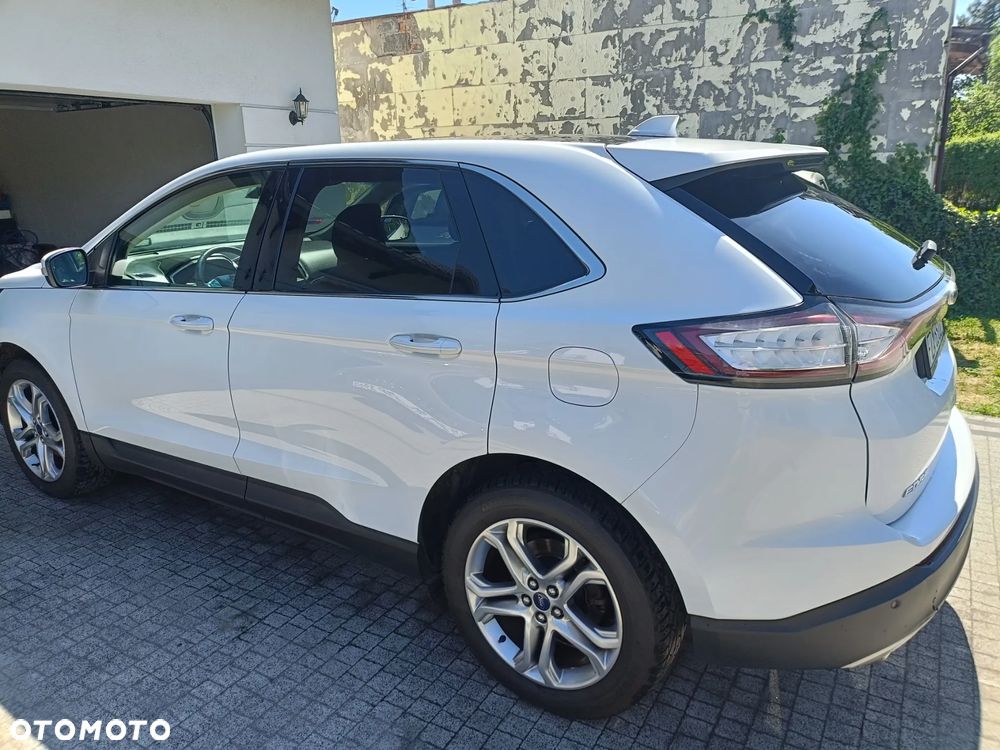 Ford Edge 2.0 TDCi 4x4 Titanium - 4