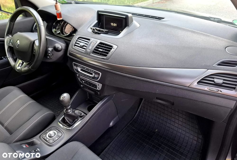 Renault Megane ENERGY dCi 110 Start & Stop Bose Edition - 24