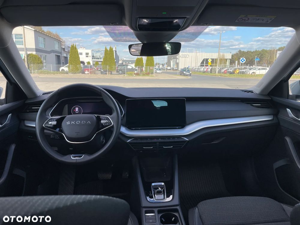 Skoda Octavia 1.5 TSI mHEV Selection DSG - 14