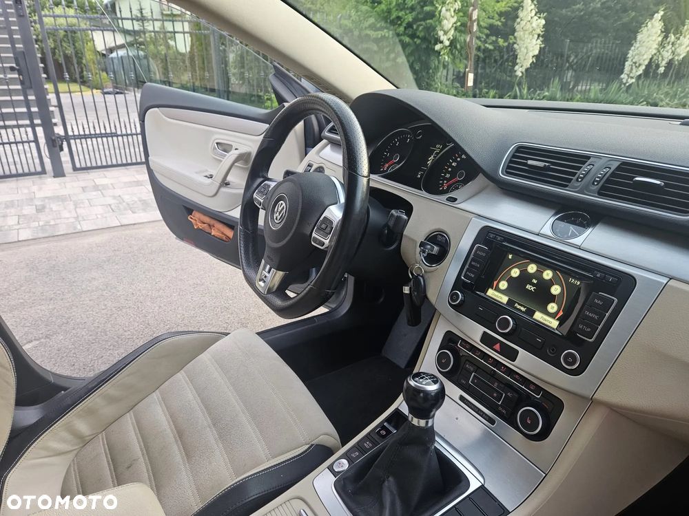 Volkswagen CC 2.0 TDI BlueMotion Technology - 19
