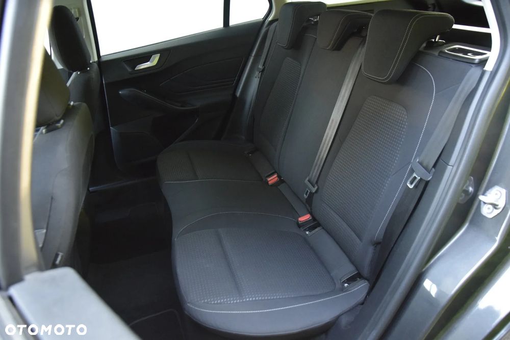 Ford Focus 1.0 EcoBoost STart-Stopp-System TITANIUM DESIGN - 26