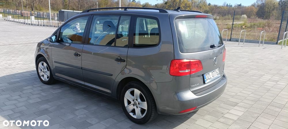 Volkswagen Touran 1.6 TDI DPF BlueMotion Technology Life - 9
