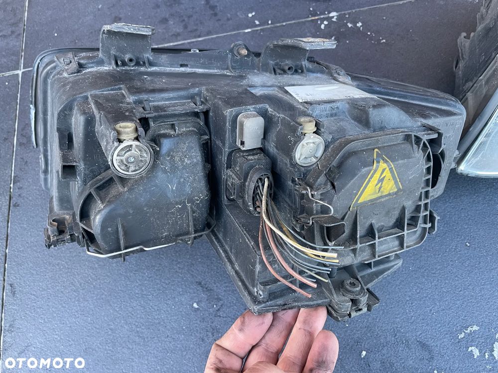 MASKA zderzak przód xenon lampa lewa prawa pas przedni LZ5L LZ3H AUDI A4 B6 - 15