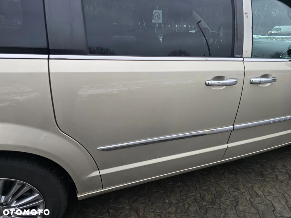 Chrysler Town & Country 3.6 Touring - 20