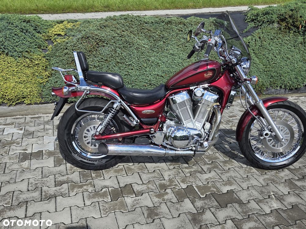 Suzuki Intruder - 11