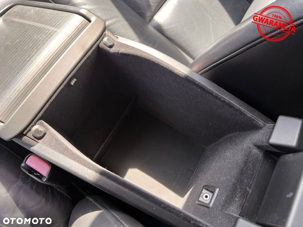 Volvo V70 2.4D Momentum - 28