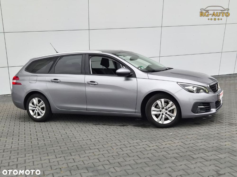 Peugeot 308 - 4