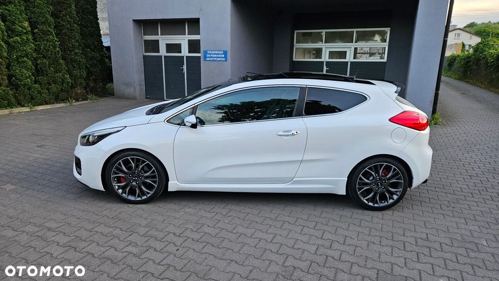 Kia Ceed 1.6 T-GDI GT-Track - 3