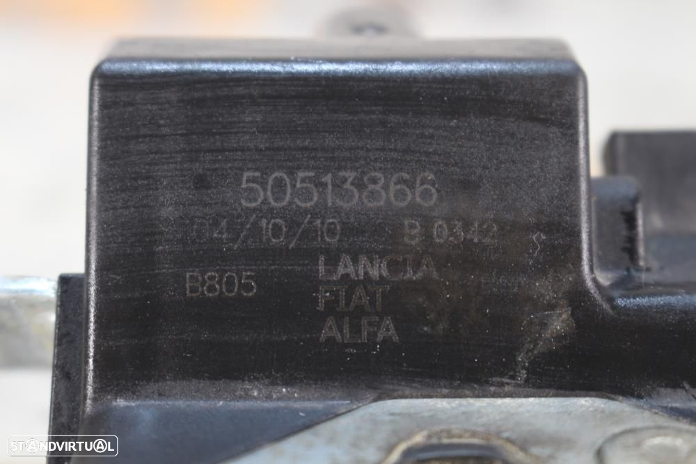 Fecho Da Mala Alfa Romeo Mito (955_)  50513866 - 5