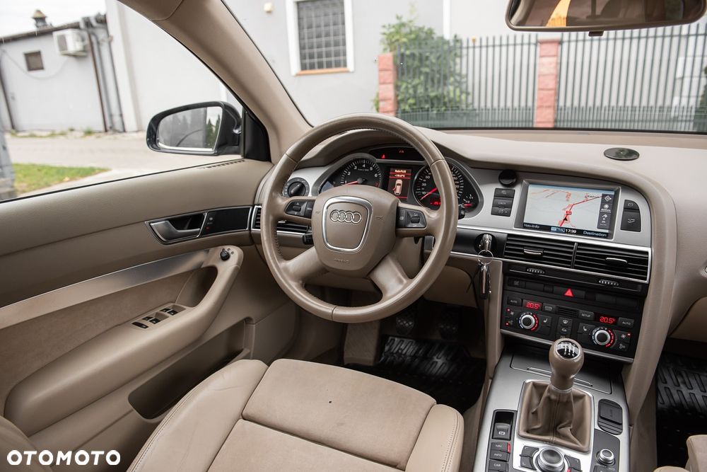 Audi A6 Avant - 27