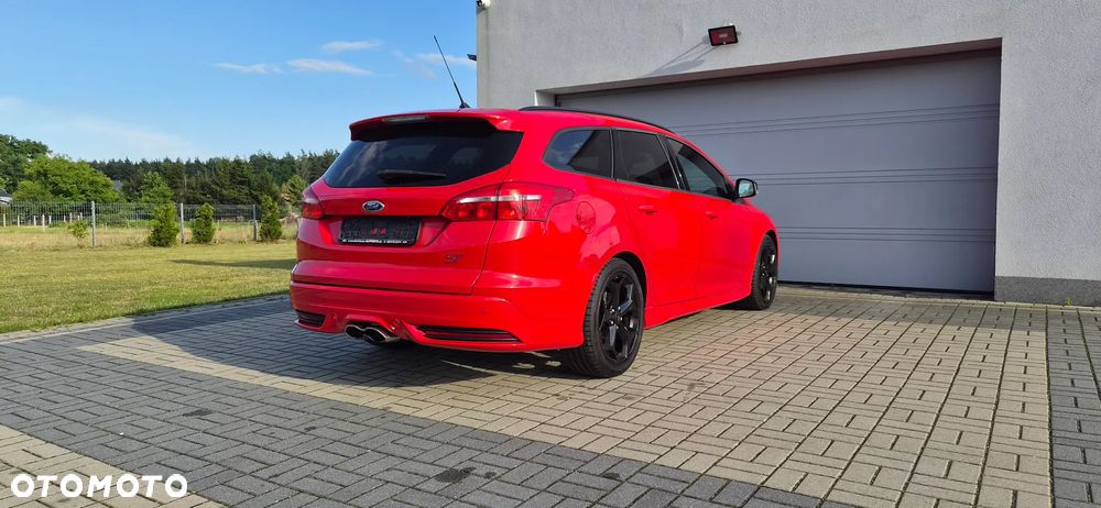 Ford Focus 2.0 EcoBoost ST-2 - 9