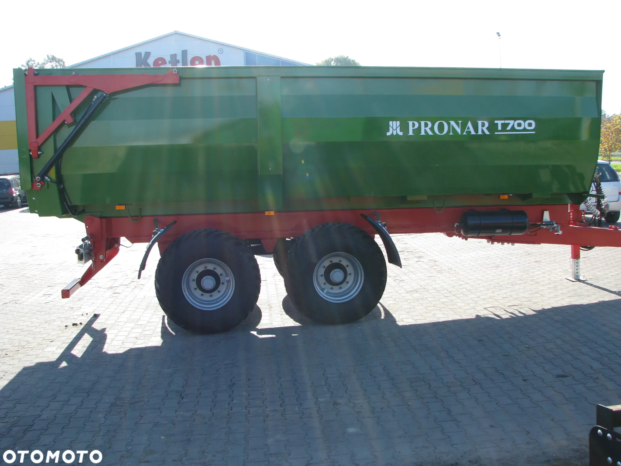 Pronar Przyczepa skorupowa  T700 tandem z osią skrętną - 6