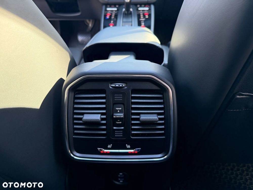 Porsche Macan GTS - 23