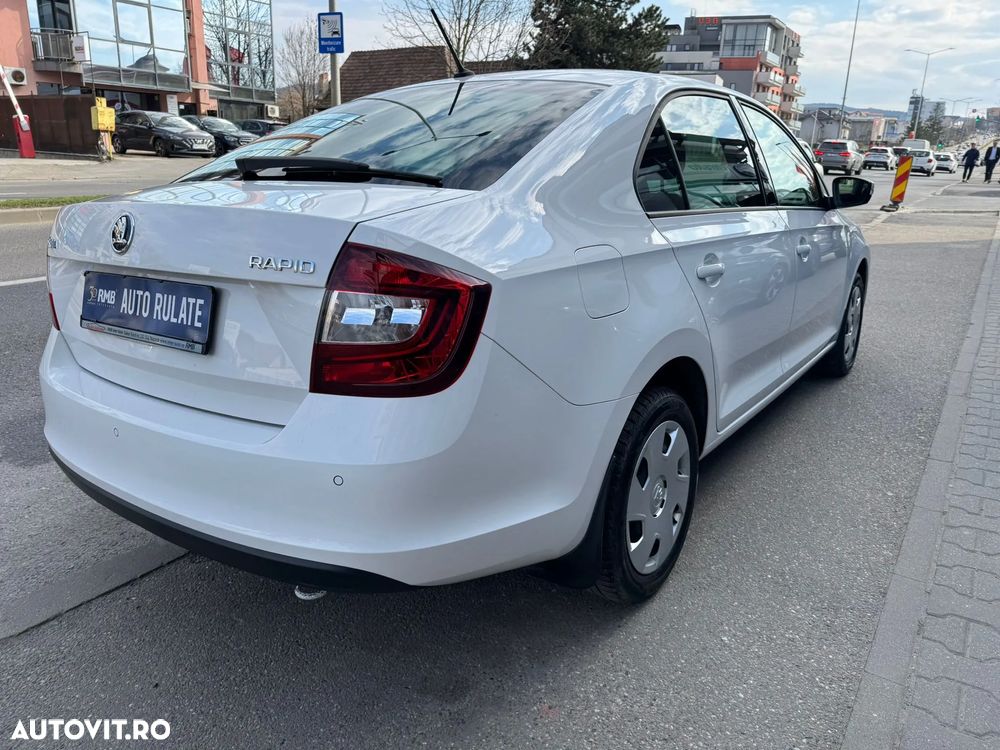 Skoda RAPID - 9