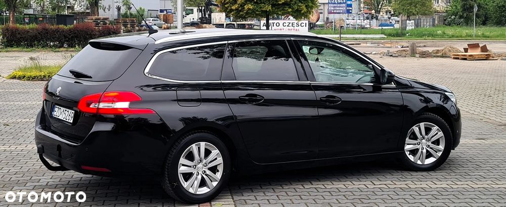 Peugeot 308 BlueHDi 130 Stop & Start Allure Business-Paket - 12