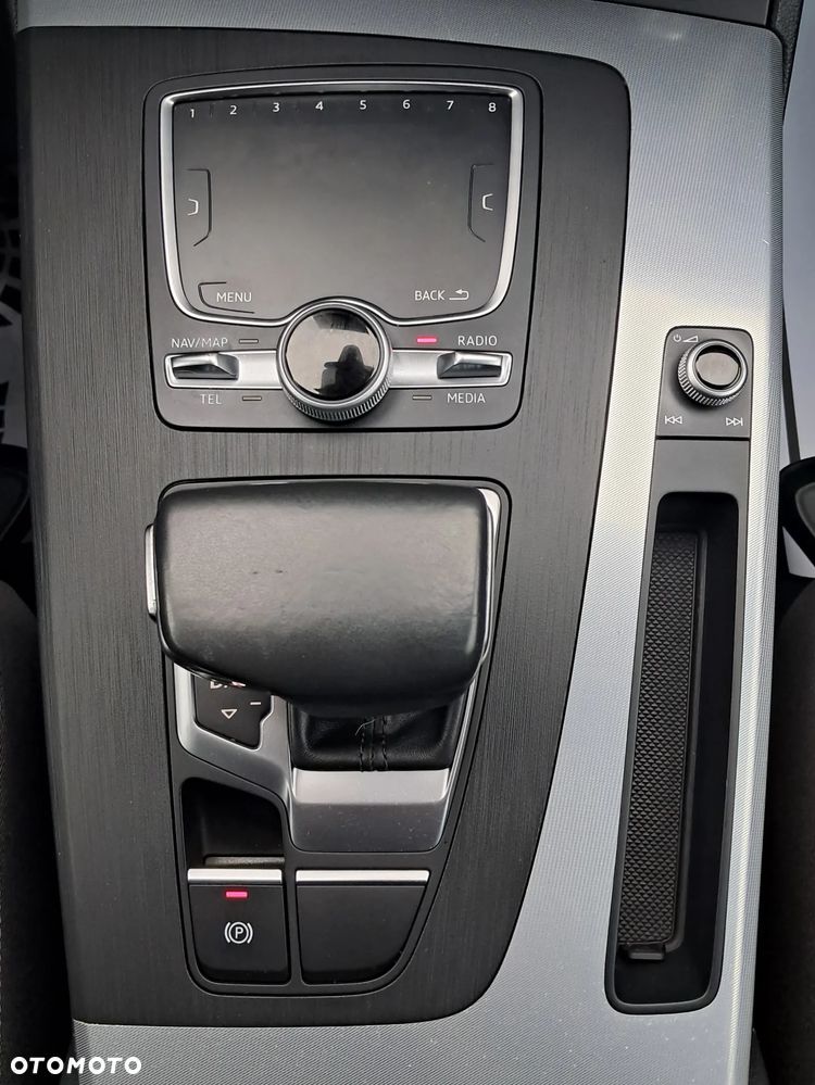 Audi Q5 40 TDI quattro S tronic sport - 26