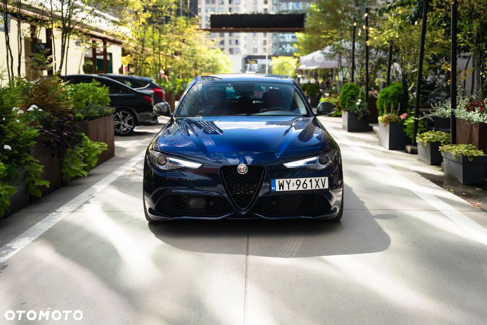 Alfa Romeo Giulia 2.0 Turbo 16V AT8 Veloce Ti - 4