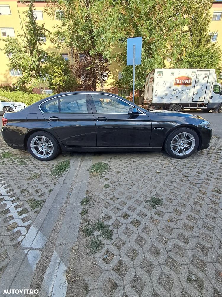 BMW Seria 5 520d xDrive - 5