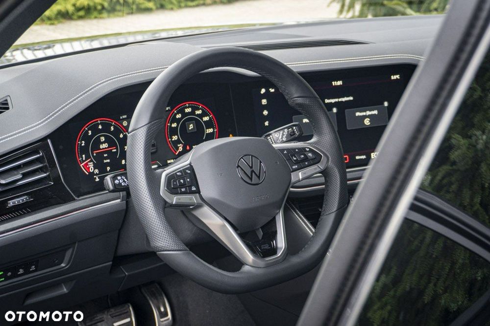 Volkswagen Touareg - 15