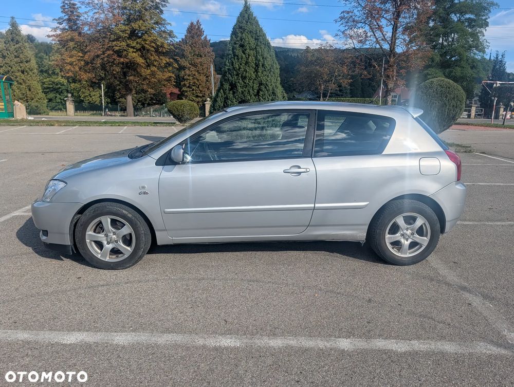 Toyota Corolla 2.0 D-4D Sol - 4