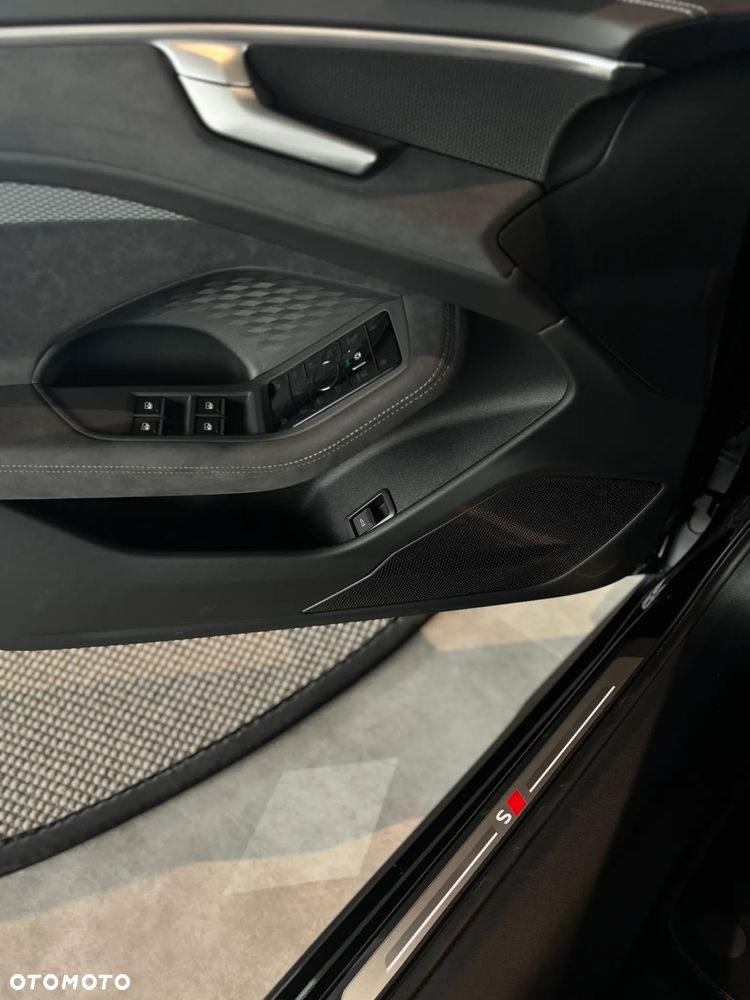 Audi A6 Avant TDI quattro S tronic - 14