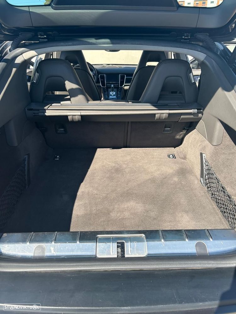 Porsche Panamera 4S PDK - 15