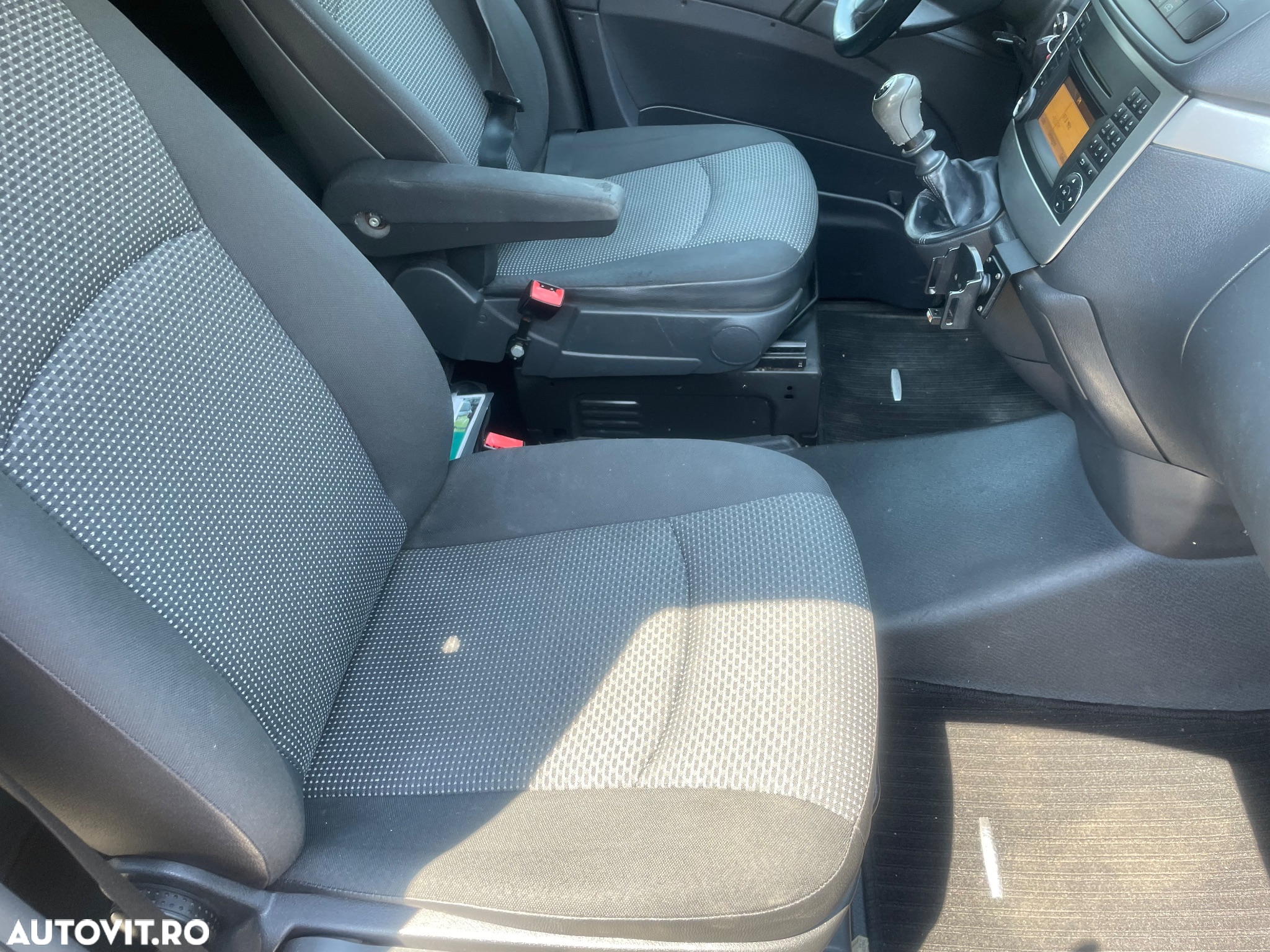 Mercedes-Benz Vito Mixt 113 CDI - 11