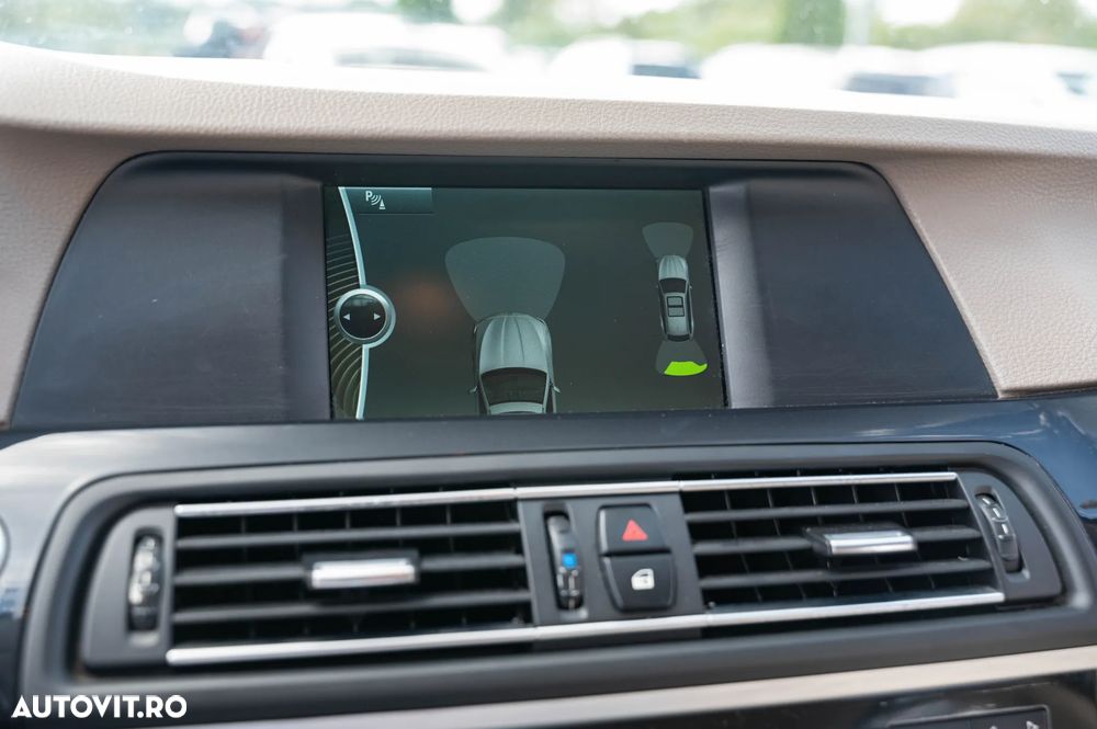 BMW Seria 5 520d - 19