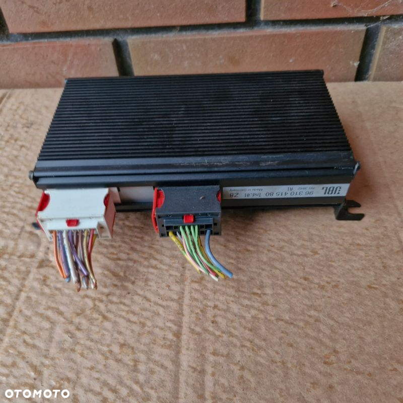 PEUGEOT 607 Wzmacniacz JBL 9631041580 - 2