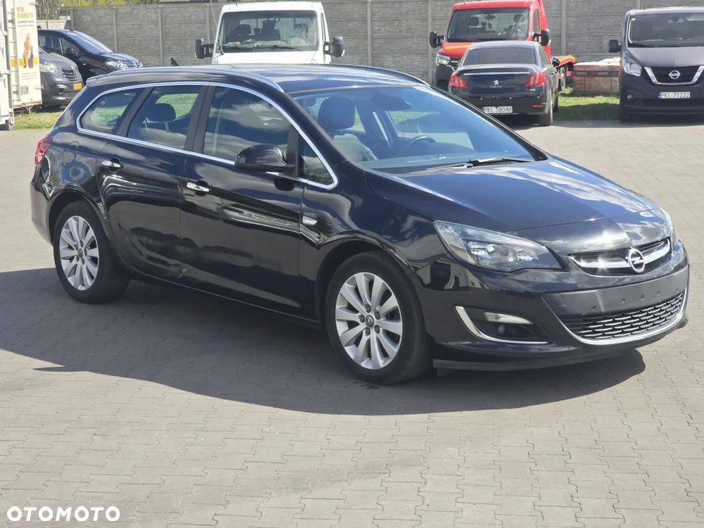 Opel Astra 1.7 CDTI DPF Cosmo - 1