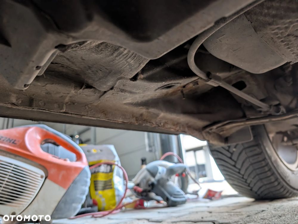 Toyota Auris 1.4 VVT-i Luna - 24