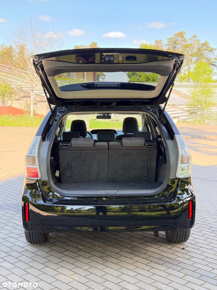 Toyota Prius+ (Hybrid) Executive - 10