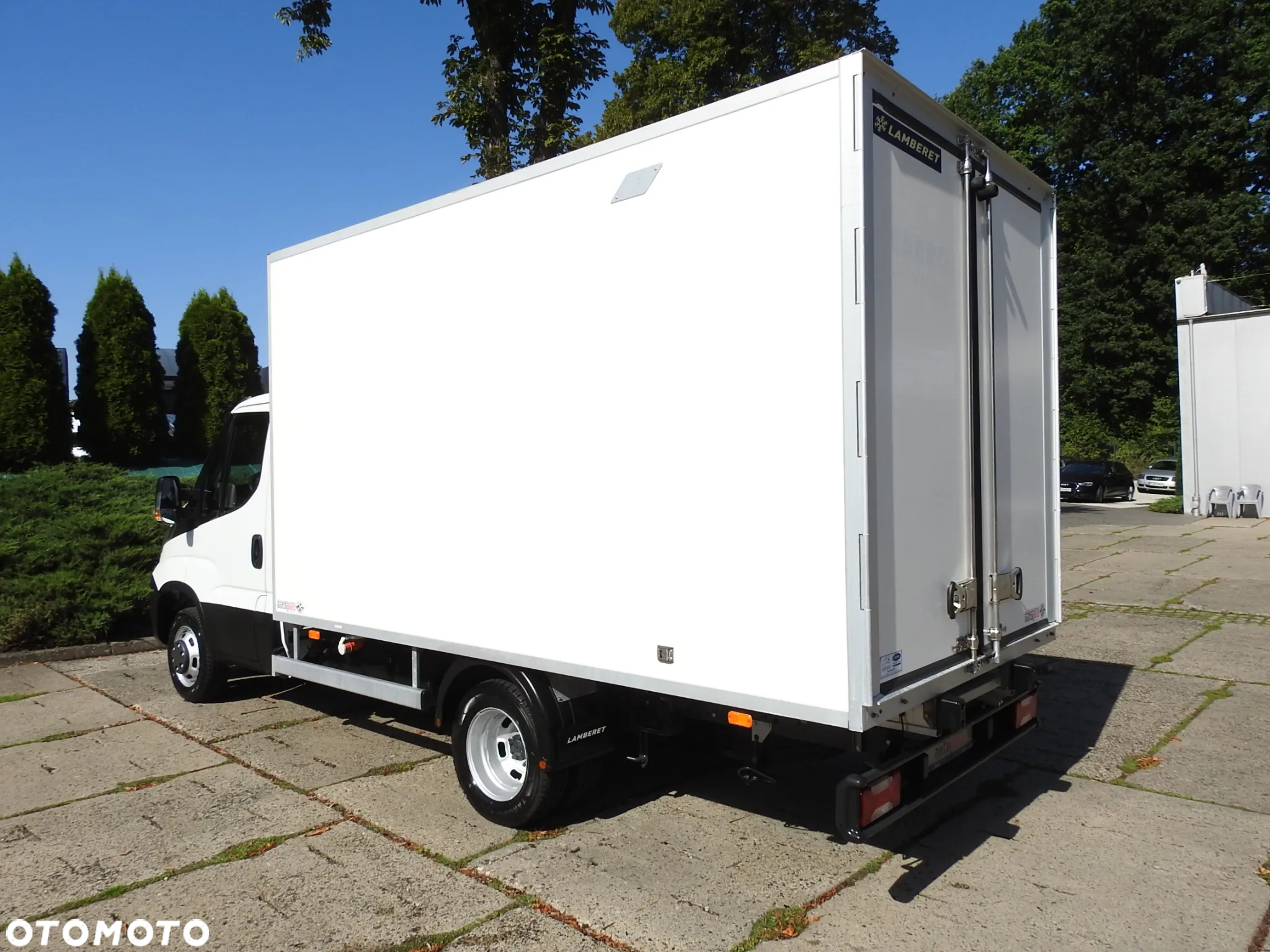Iveco DAILY 35C15 KONTENER CHŁODNIA -12*C ZASILANIE 230V BLIŹNIACZE KOŁA 150KM [ 5418 ] - 11