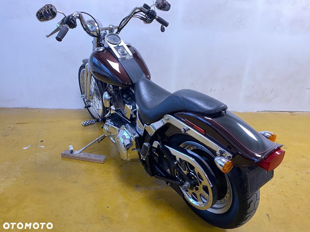 Harley-Davidson Softail Springer Classic - 31