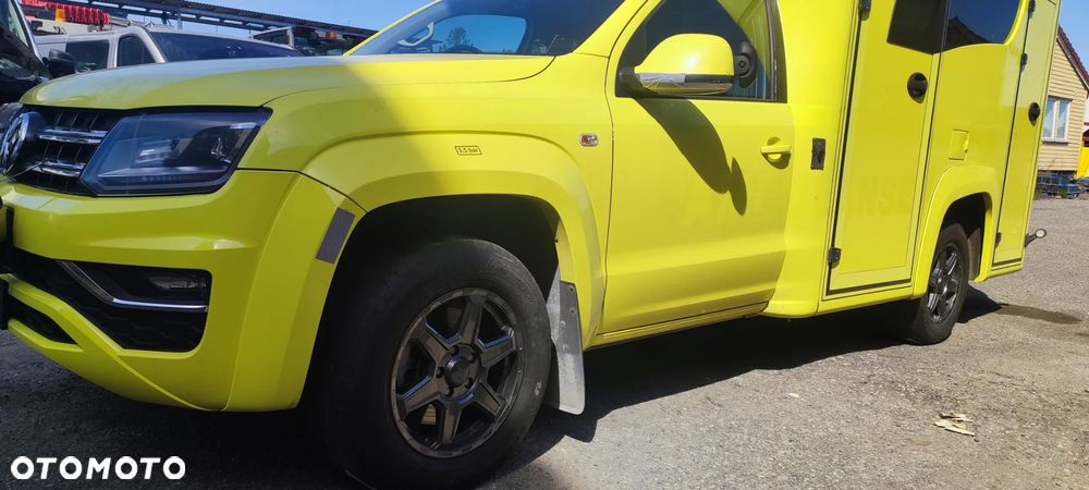 Volkswagen Amarok XL Ambulans 4x4 karetka pogotowia - 3