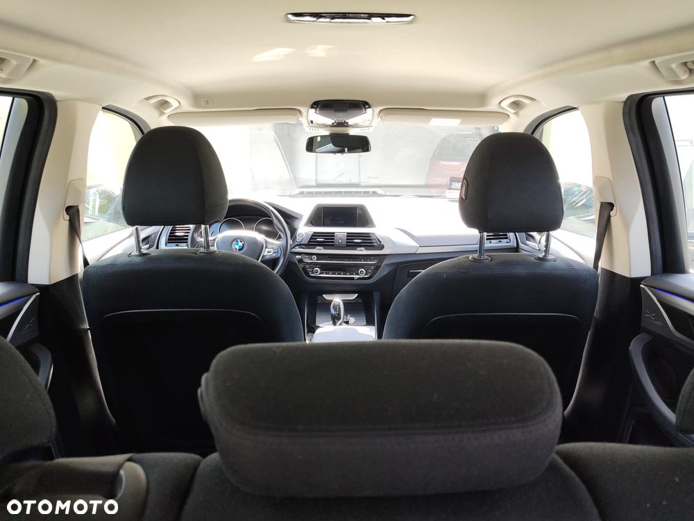 BMW X3 xDrive20d - 18