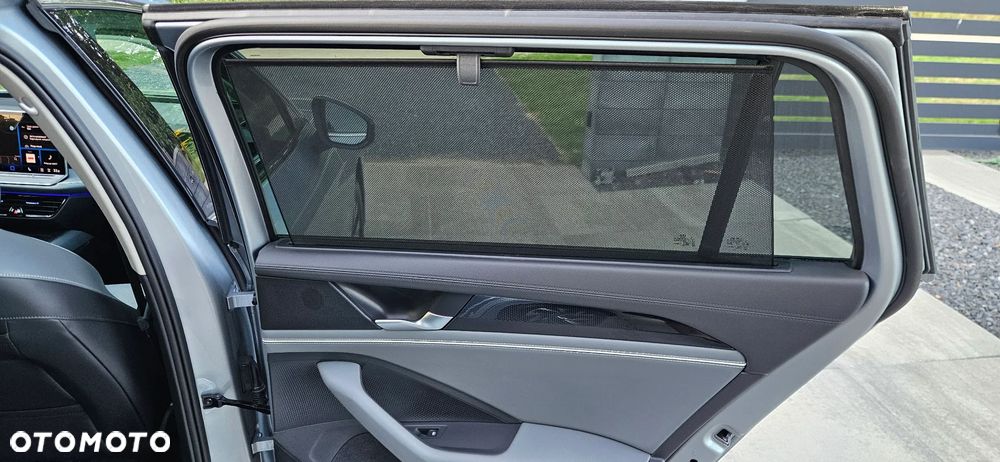 Volkswagen Passat - 22
