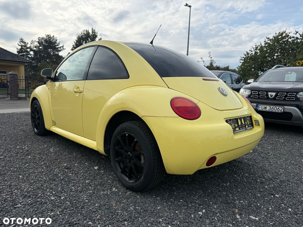 Volkswagen New Beetle - 6