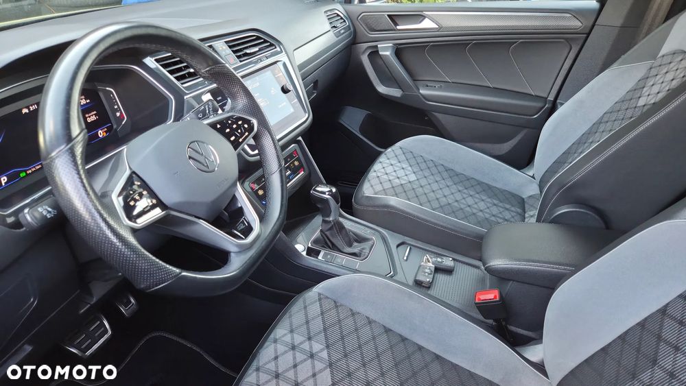 Volkswagen Tiguan Allspace 2.0 TDI R-Line DSG - 20