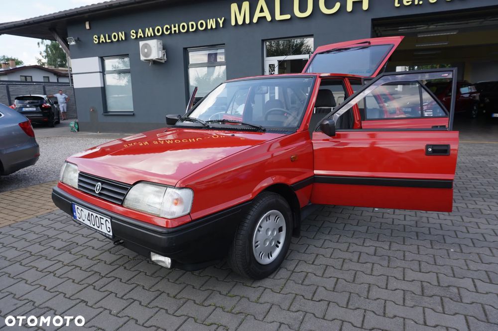 Polonez Caro - 10