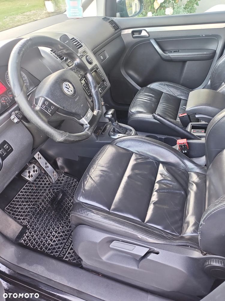 Volkswagen Touran 1.9 TDI DPF Highline DSG - 8