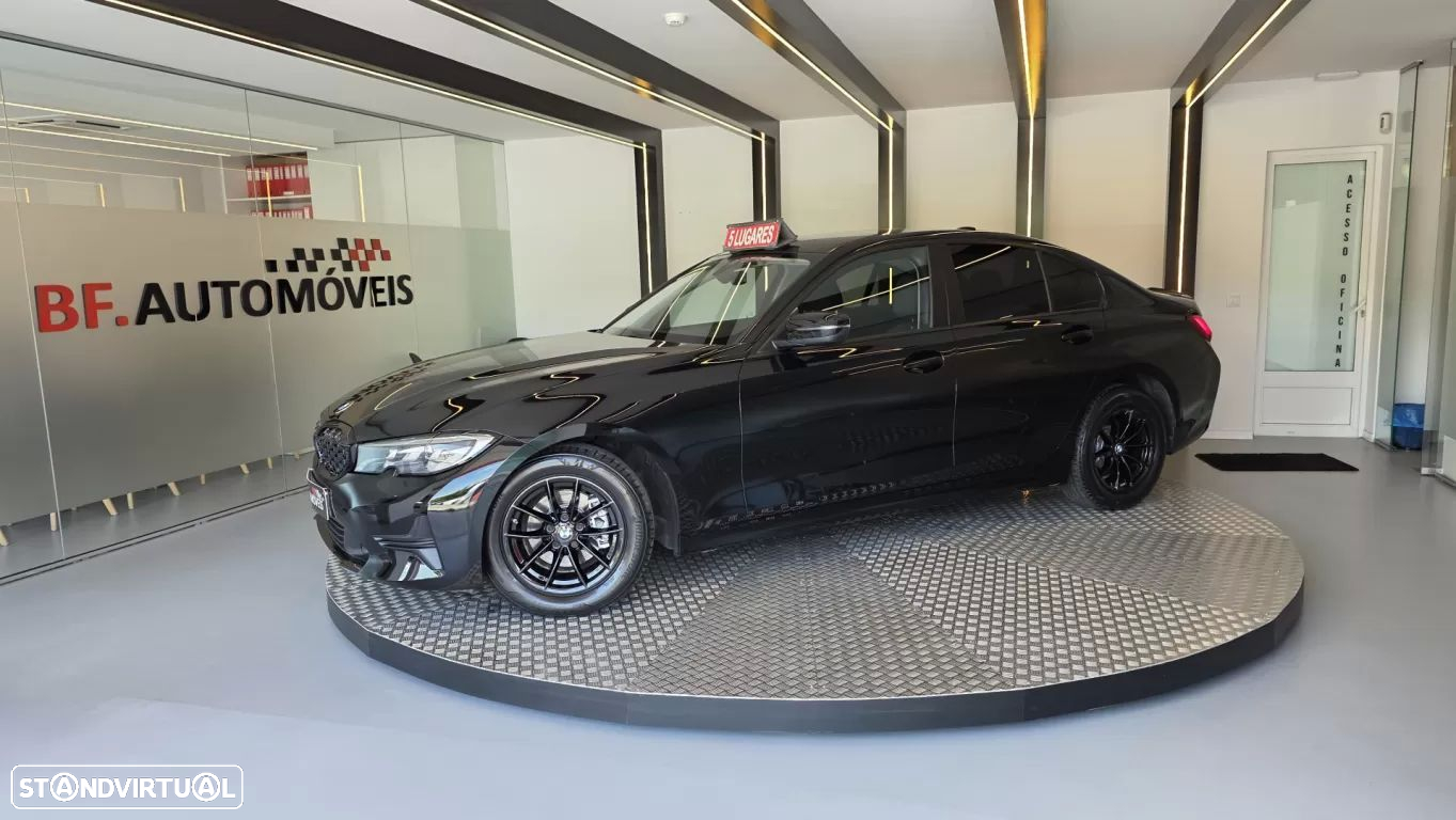 BMW 318 d Auto - 12