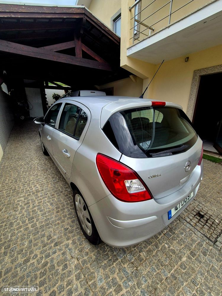 Opel Corsa 1.3 CDTi Enjoy - 19