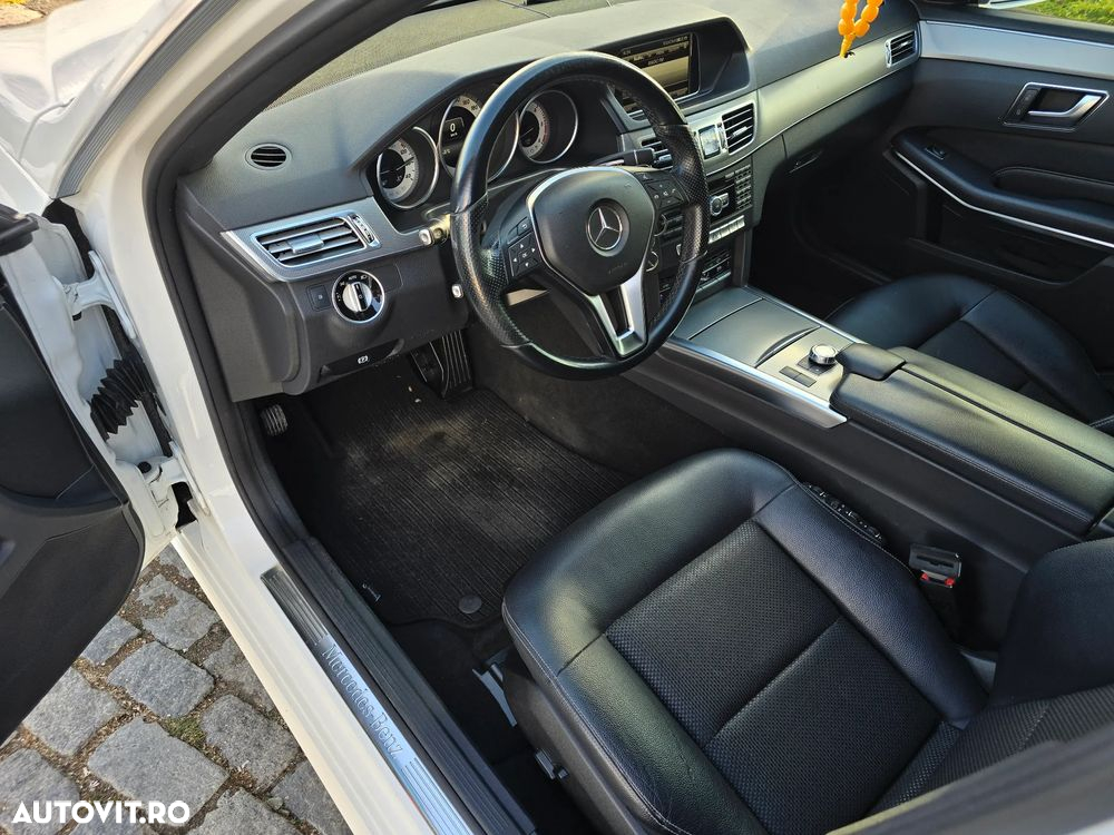 Mercedes-Benz E 300 BLUETEC - 12
