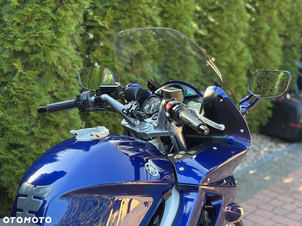 Yamaha FJR - 12